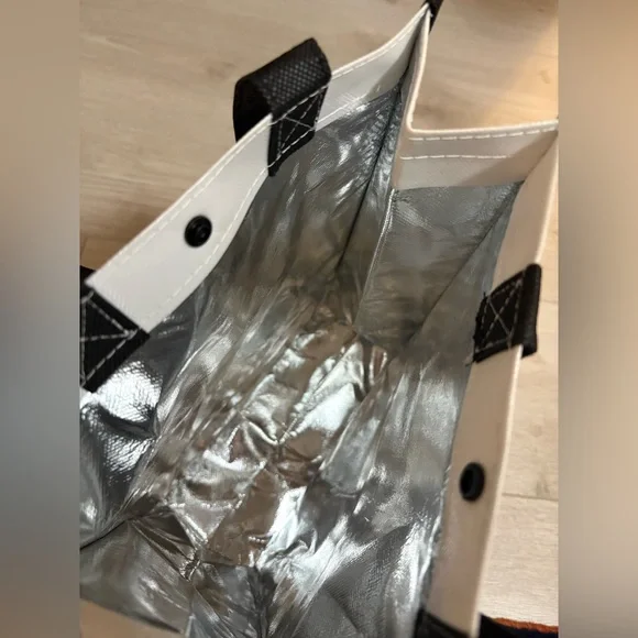 BRAND NEW HBC Stripes Hudson’s Bay Company Lunch Bag Cooler - Picture 3 of 6